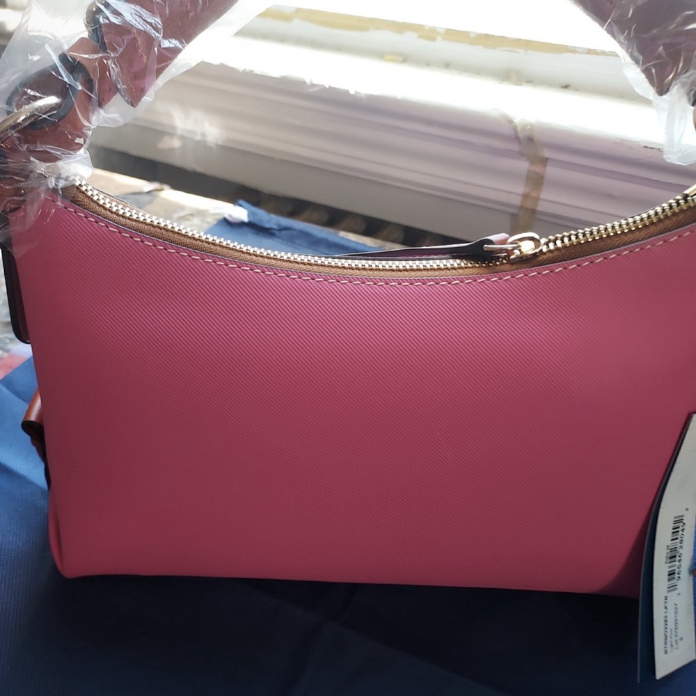 ‼️SOLD‼️Dooney & Bourke Pink Shoulder Bag NWT - Picture 3 of 10